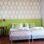 Thermopilon Bed & Breakfast Larnaca