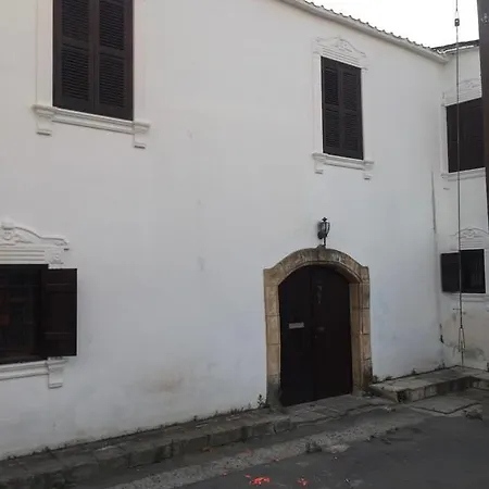 Bed & Breakfast Thermopilon Larnaca